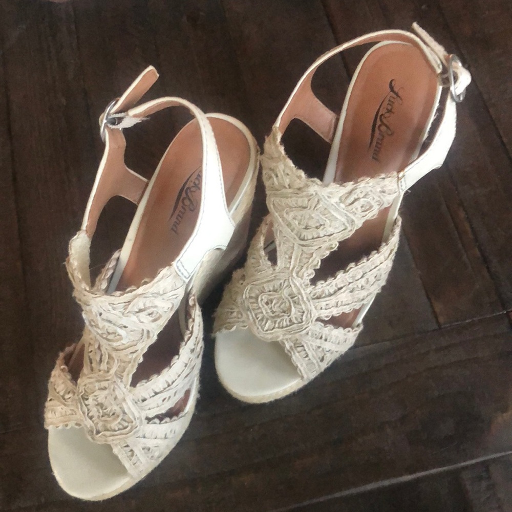 Lucky Brand Wedges (8) fits like 7-7.5